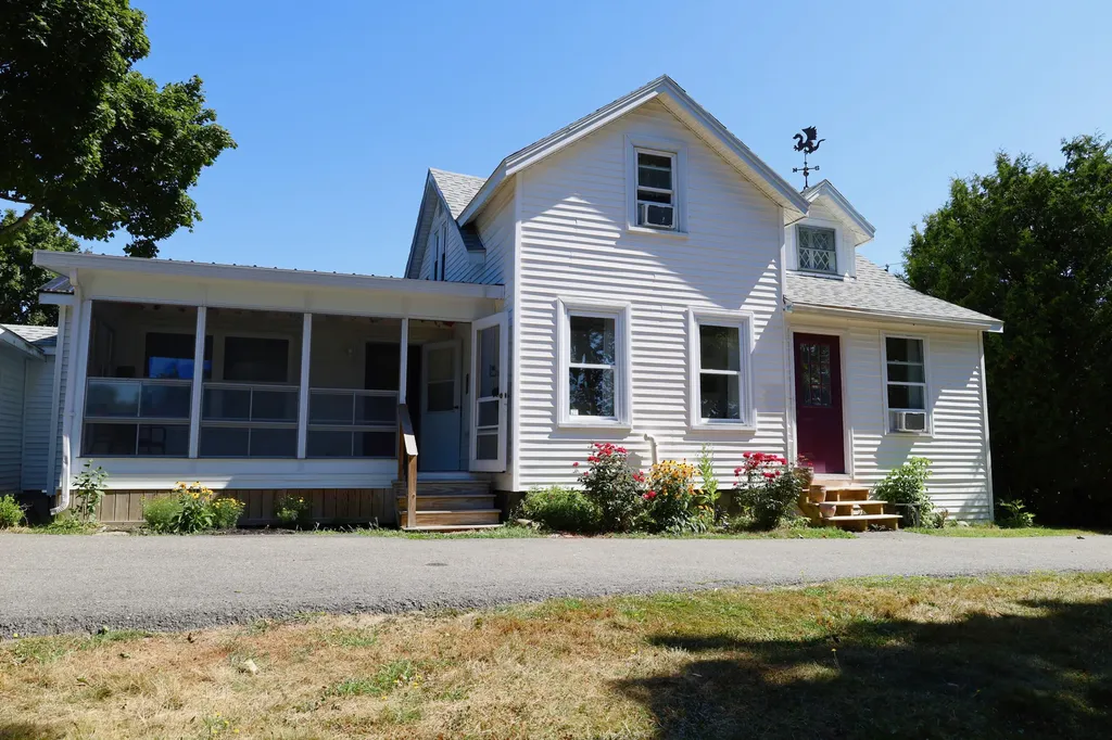 42 Thirteenth Street Bangor ME 04401