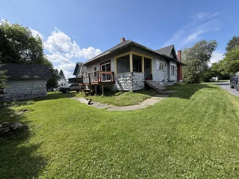 11 Vaughn Street Caribou ME 04736