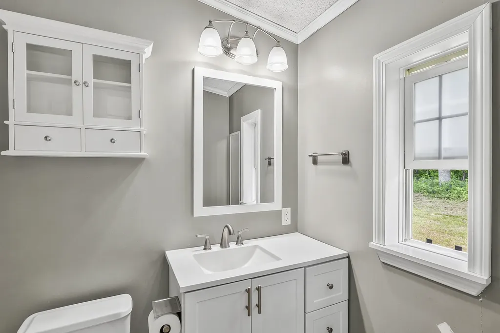 263 Shaw Hill Road Minot ME 04258