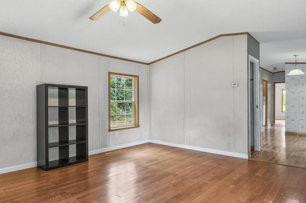 263 Shaw Hill Road Minot ME 04258