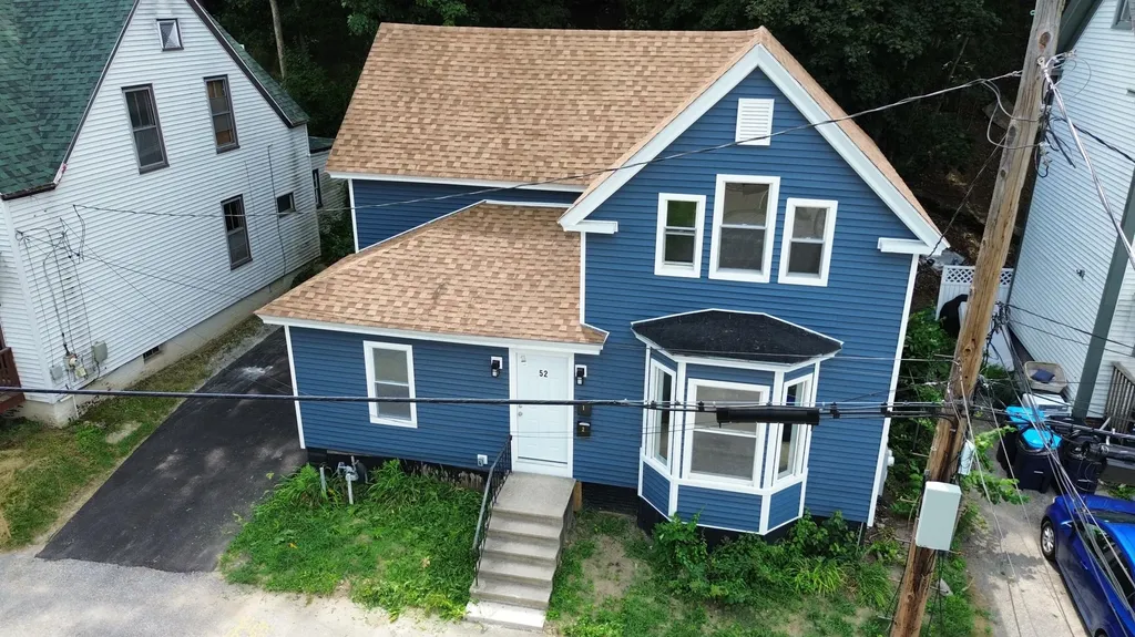 52 James Street Auburn ME 04210