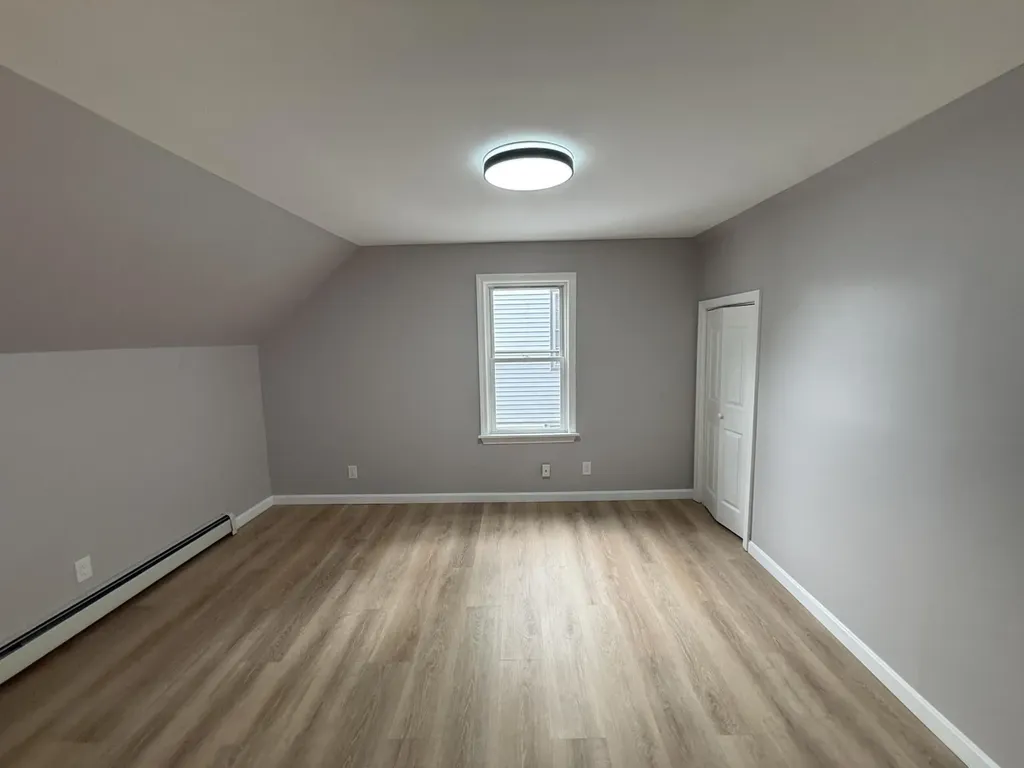 52 James Street Auburn ME 04210
