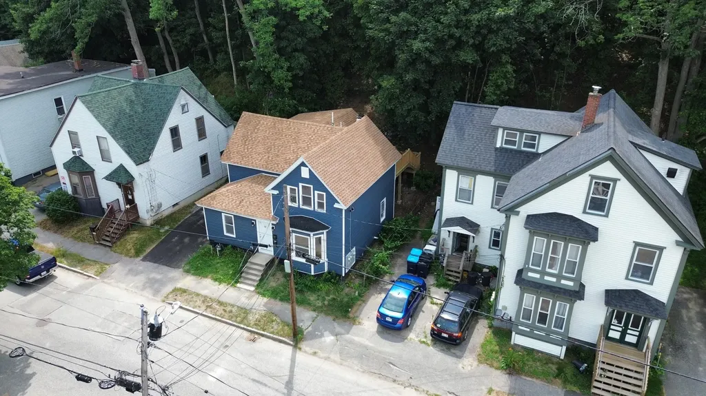 52 James Street Auburn ME 04210