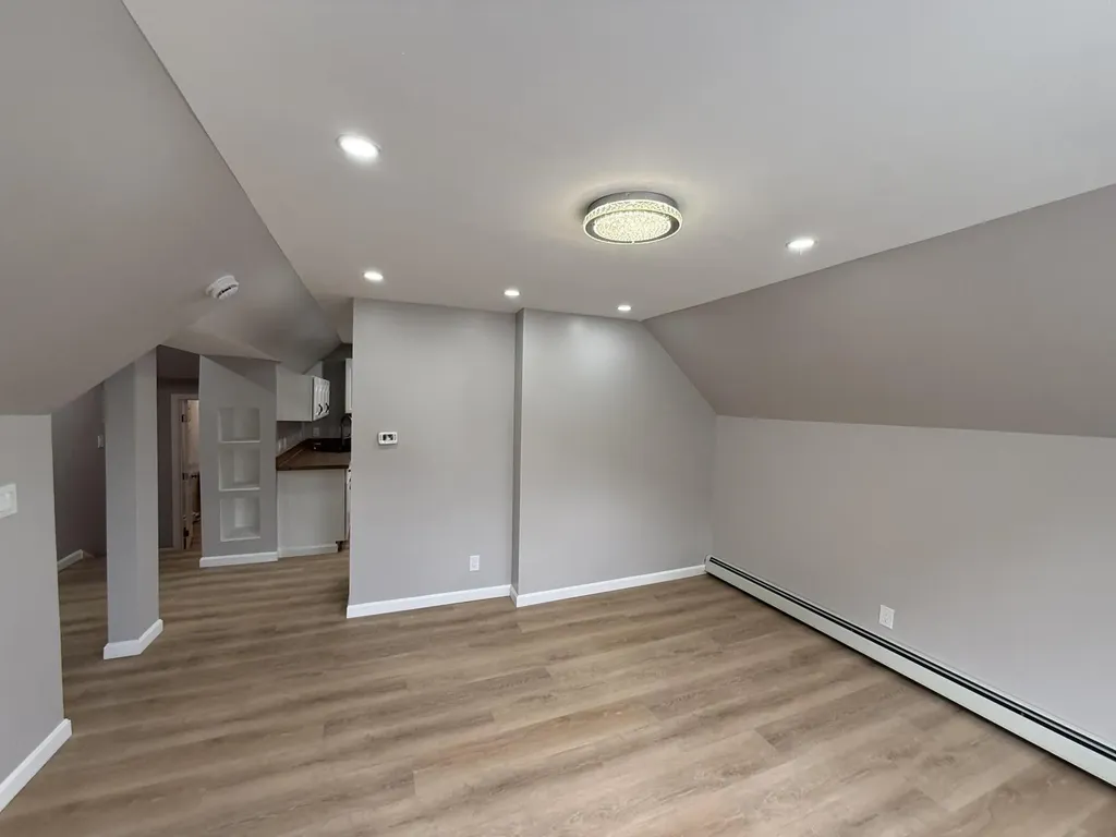 52 James Street Auburn ME 04210
