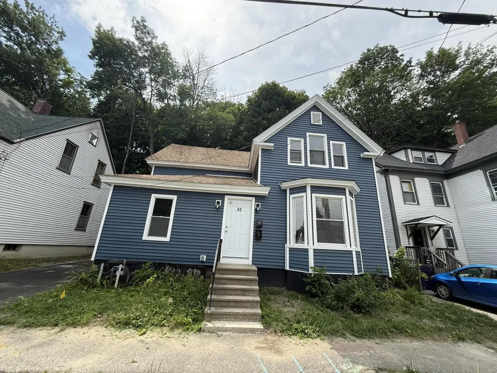 52 James Street Auburn ME 04210
