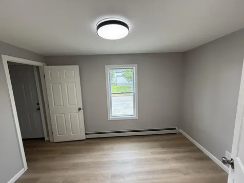 52 James Street Auburn ME 04210