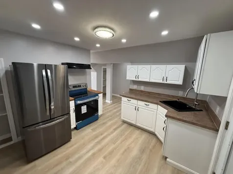 52 James Street Auburn ME 04210