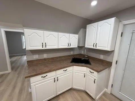 52 James Street Auburn ME 04210