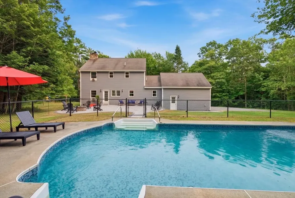 14 Marshview Drive Freeport ME 04032