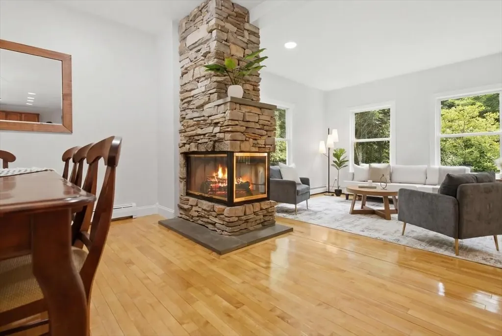14 Marshview Drive Freeport ME 04032