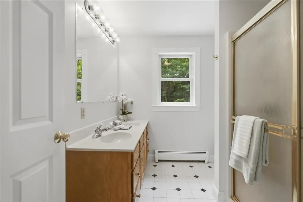 14 Marshview Drive Freeport ME 04032