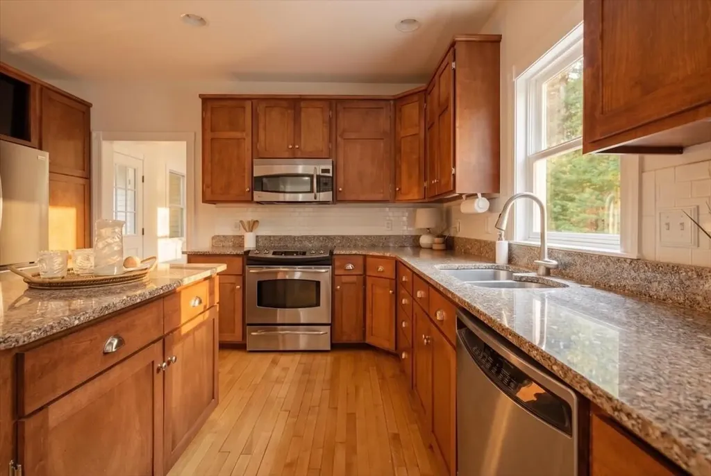 14 Marshview Drive Freeport ME 04032