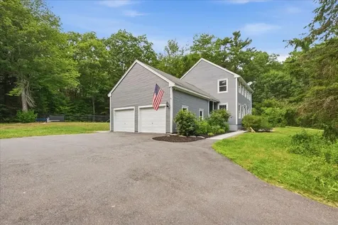 14 Marshview Drive Freeport ME 04032