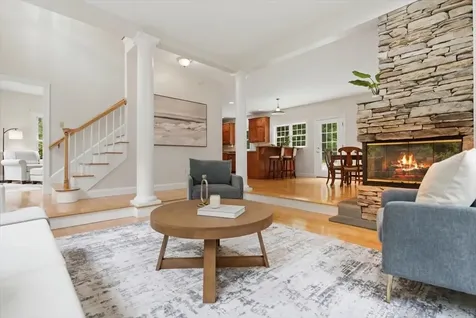 14 Marshview Drive Freeport ME 04032