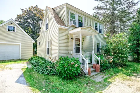 7 Preston Drive Cumberland ME 04021