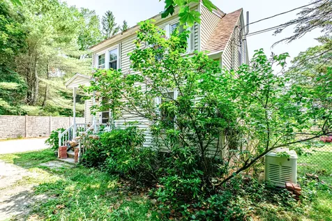 7 Preston Drive Cumberland ME 04021