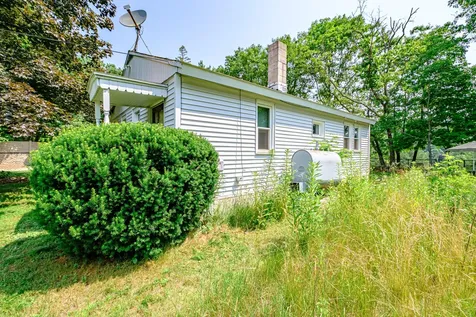 7 Preston Drive Cumberland ME 04021