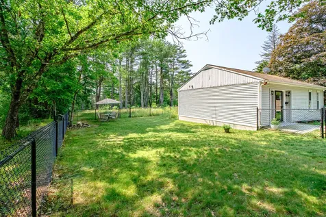 7 Preston Drive Cumberland ME 04021
