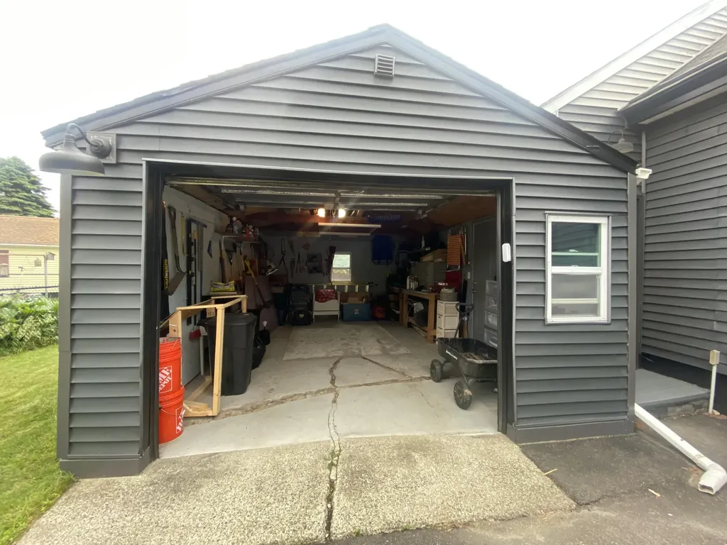 4 Trueworthy Avenue Augusta ME 04330