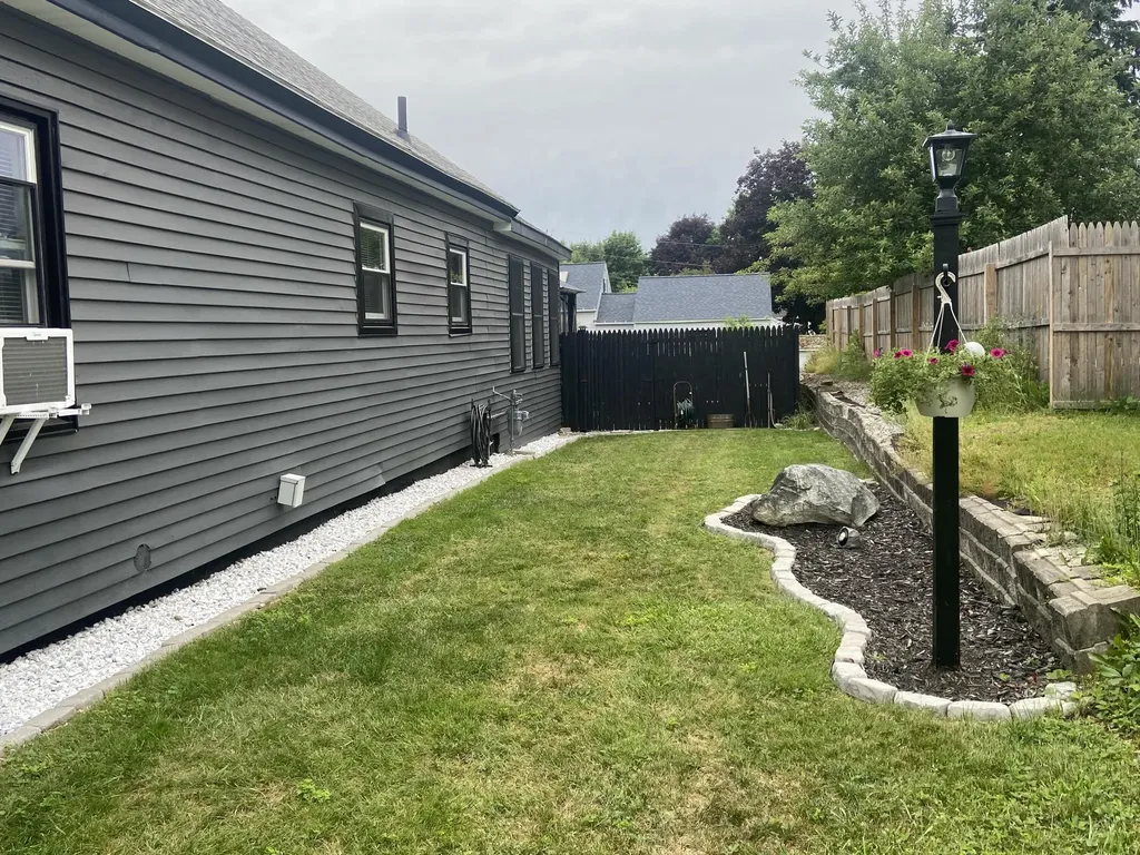 4 Trueworthy Avenue Augusta ME 04330