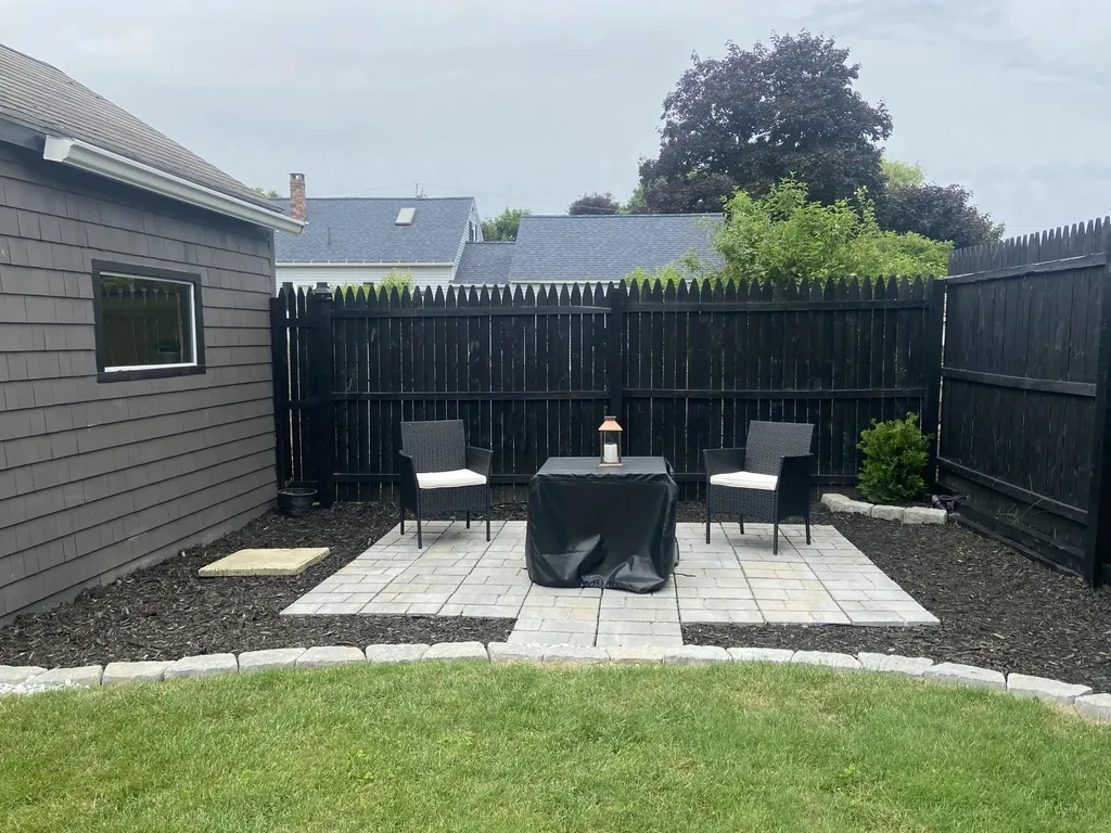 4 Trueworthy Avenue Augusta ME 04330