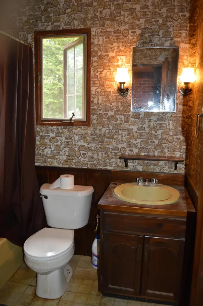 8 Tote Road Rangeley ME 04970