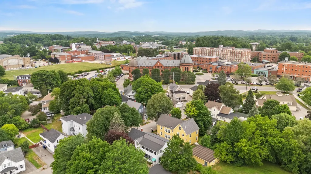 29 Orange Street Lewiston ME 04240