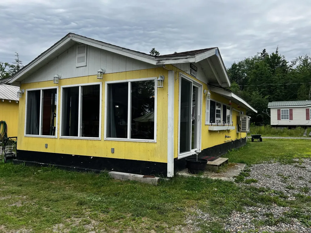 23 Chucks Drive Weston ME 04424