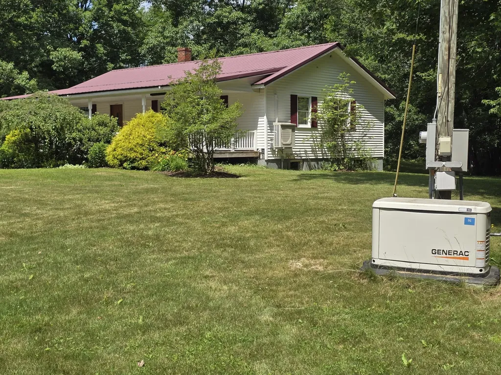 29 Cardville Road Greenbush ME 04418