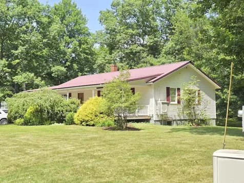 29 Cardville Road Greenbush ME 04418