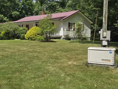 29 Cardville Road Greenbush ME 04418