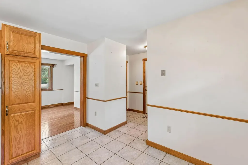 9 Oak Run Owls Head ME 04854