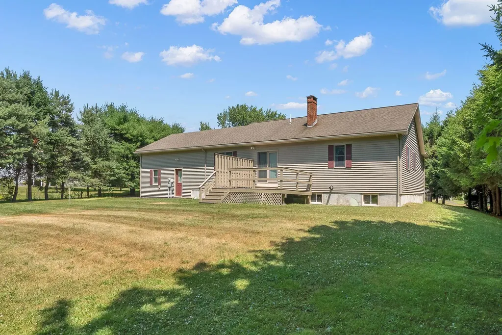 9 Oak Run Owls Head ME 04854