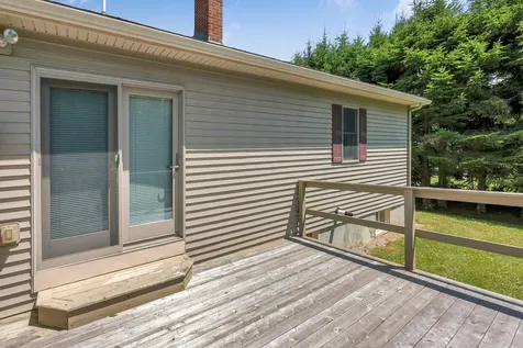 9 Oak Run Owls Head ME 04854