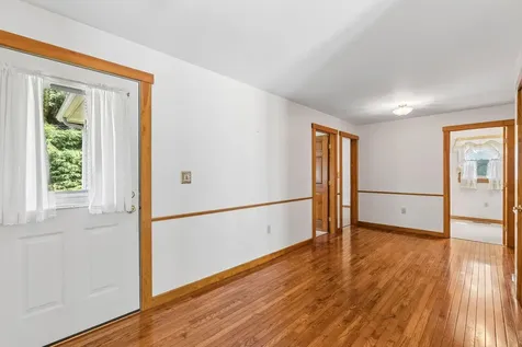 9 Oak Run Owls Head ME 04854