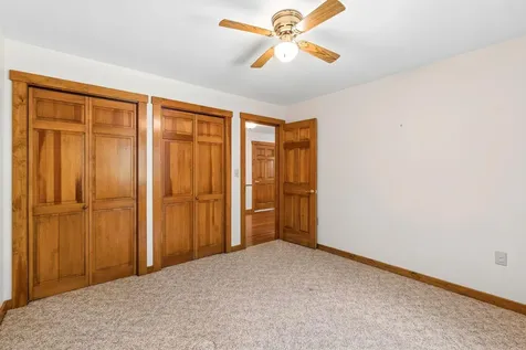 9 Oak Run Owls Head ME 04854
