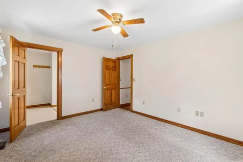 9 Oak Run Owls Head ME 04854