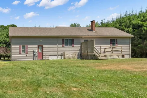 9 Oak Run Owls Head ME 04854