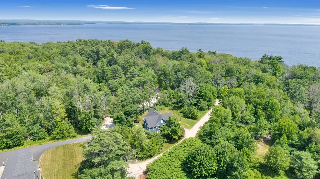 Sebago ME, 255 Anderson Road