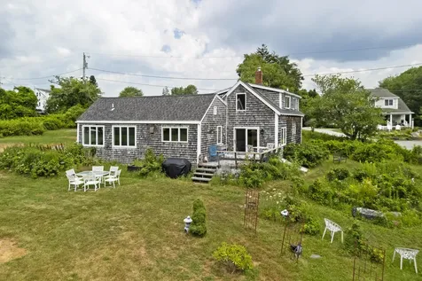 15 Creek Road Bremen ME 04551