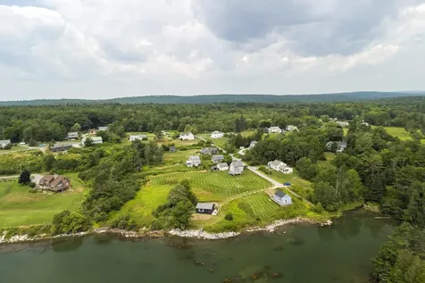 15 Creek Road Bremen ME 04551