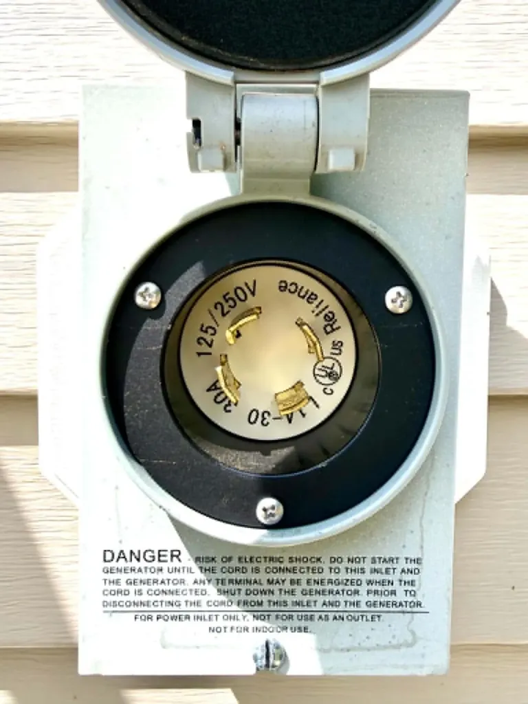 21 Purington Avenue Mechanic Falls ME 04256