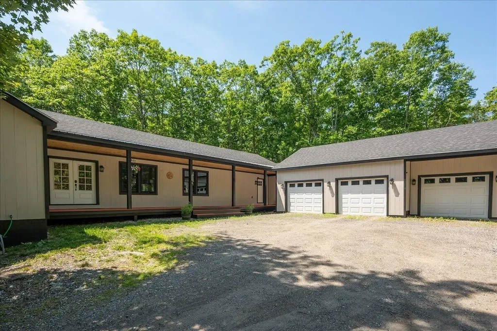 146 Gurney Street Rockport ME 04856