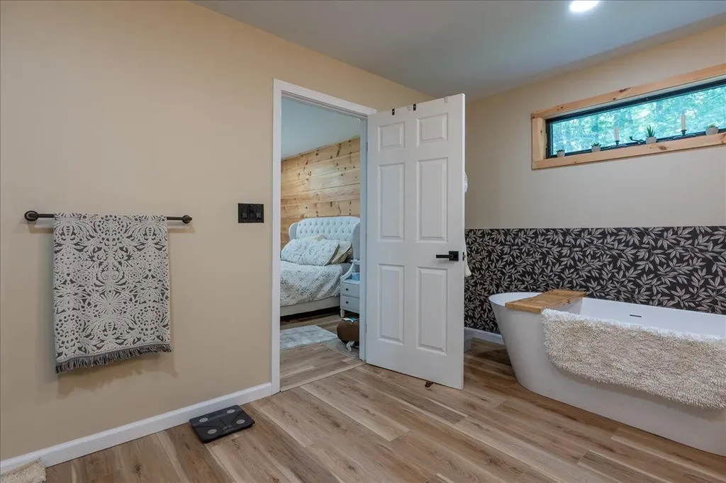 146 Gurney Street Rockport ME 04856