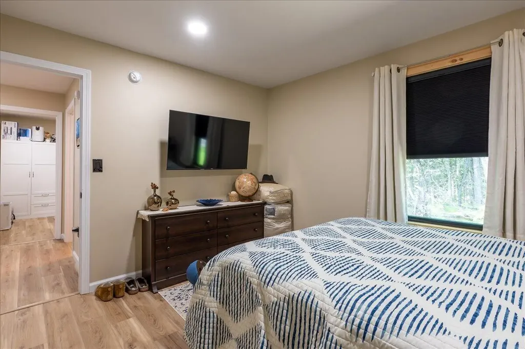 146 Gurney Street Rockport ME 04856
