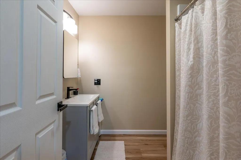 146 Gurney Street Rockport ME 04856