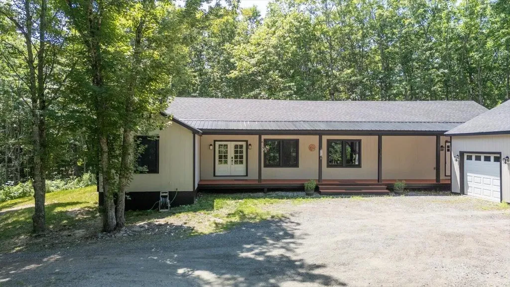 146 Gurney Street Rockport ME 04856