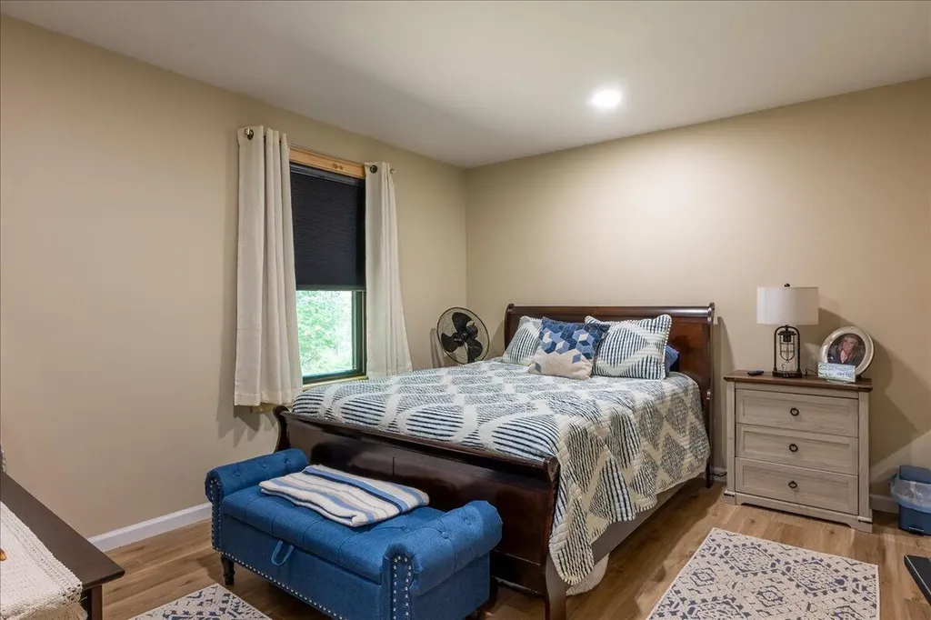 146 Gurney Street Rockport ME 04856