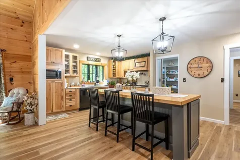 146 Gurney Street Rockport ME 04856