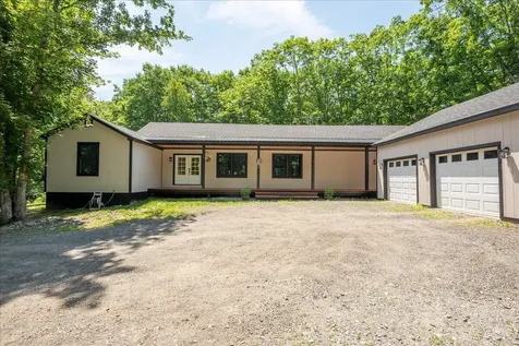 146 Gurney Street Rockport ME 04856
